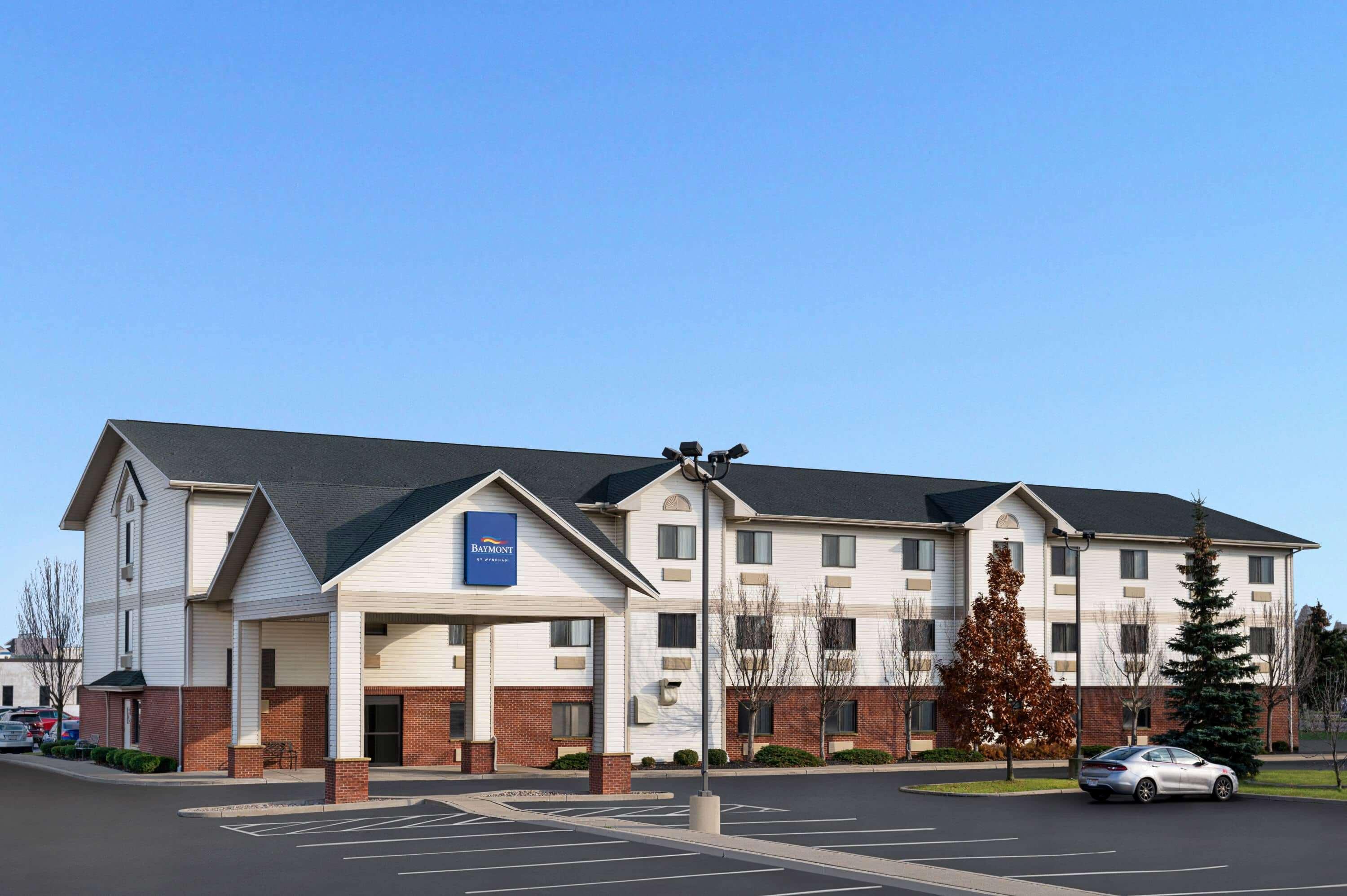Baymont By Wyndham Buffalo Exterior photo