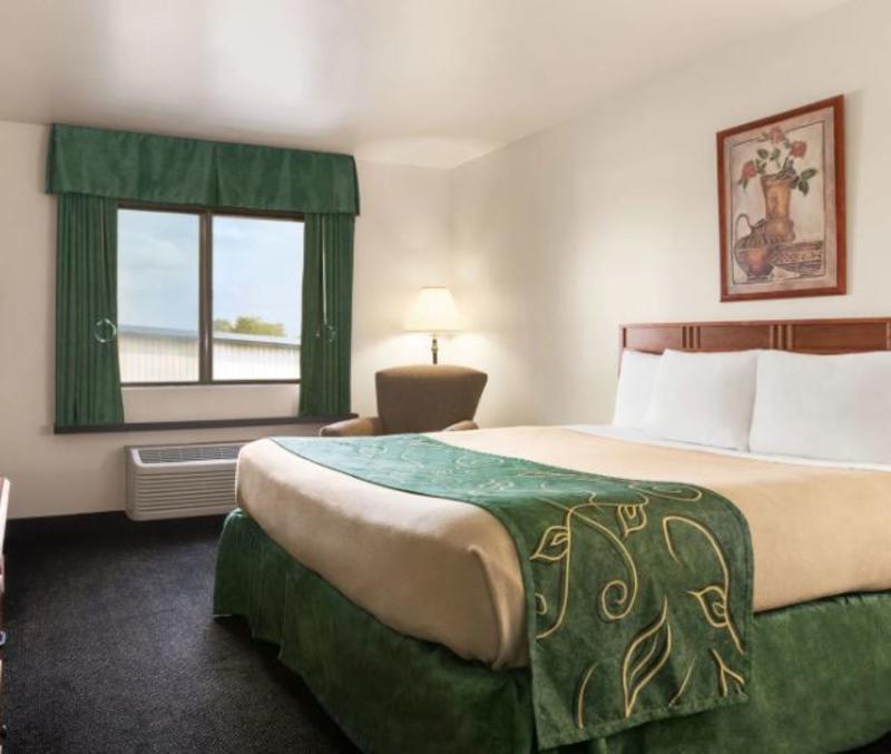 Baymont By Wyndham Buffalo Exterior photo